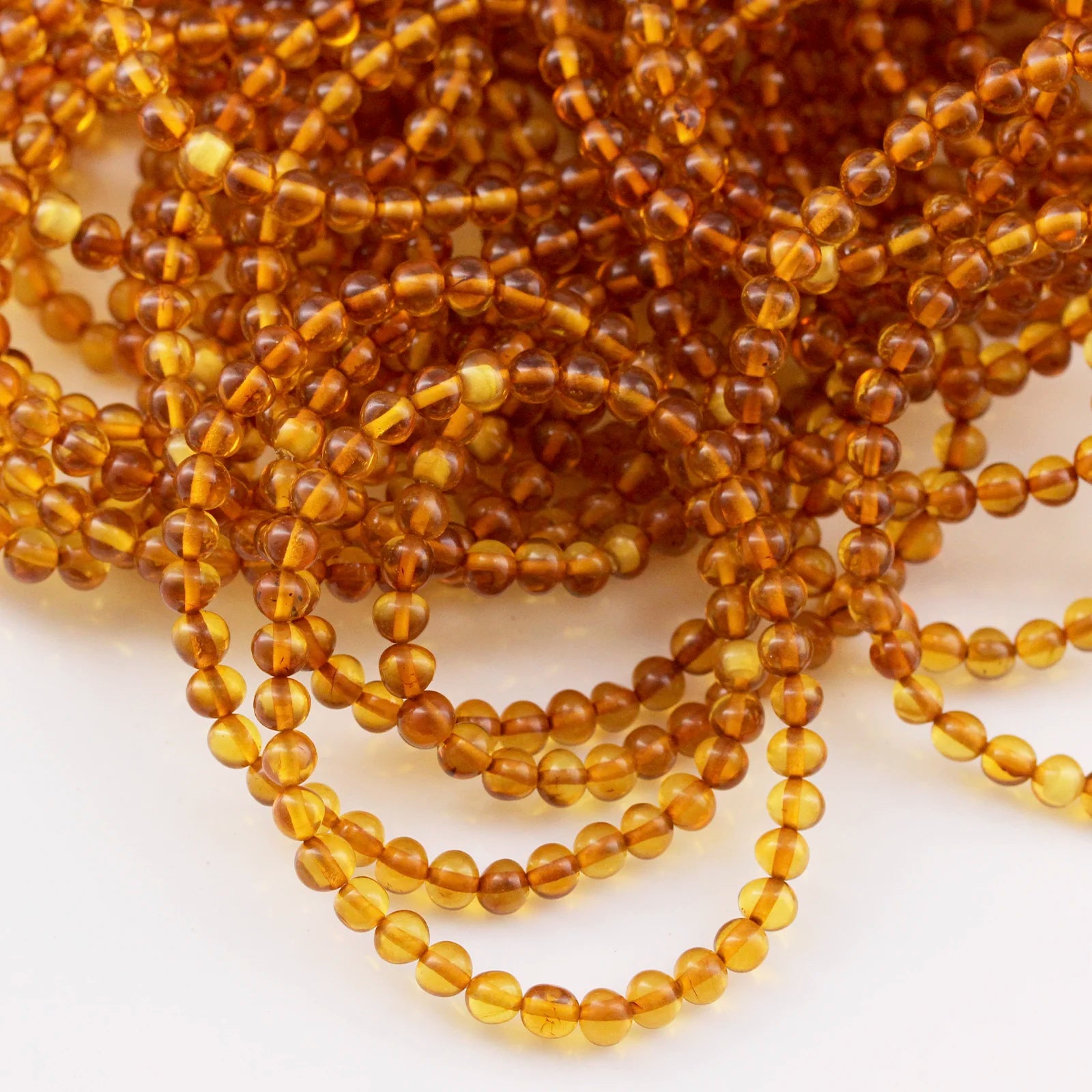 Adult Baltic Amber Bracelet. Baroque Light Cognac 5mm - XB55LC