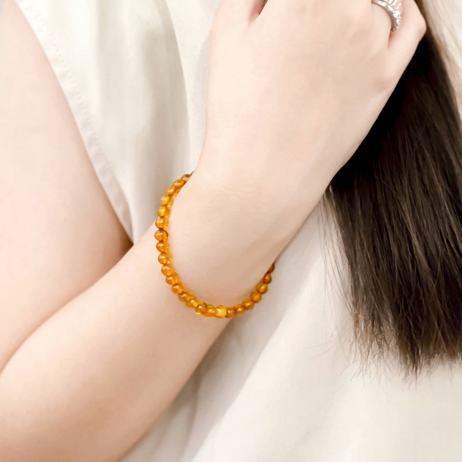 Adult Baltic Amber Bracelet. Baroque Light Cognac 5mm - XB55LC