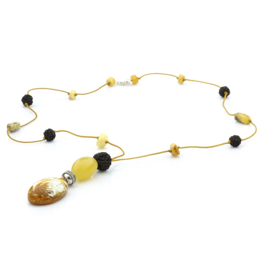 Genuine Baltic Amber & 925 Sterling Silver Necklace With Pendant. NWP37